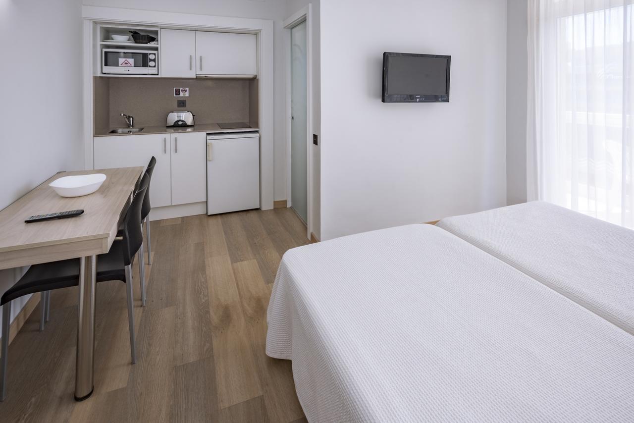 Aparthotel Marinada Салоу Экстерьер фото