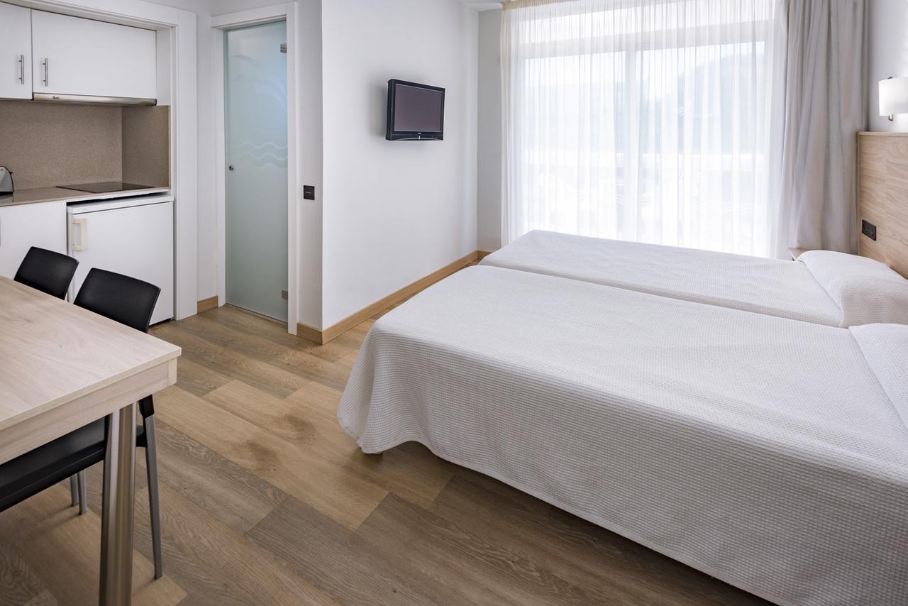 Aparthotel Marinada Салоу Экстерьер фото